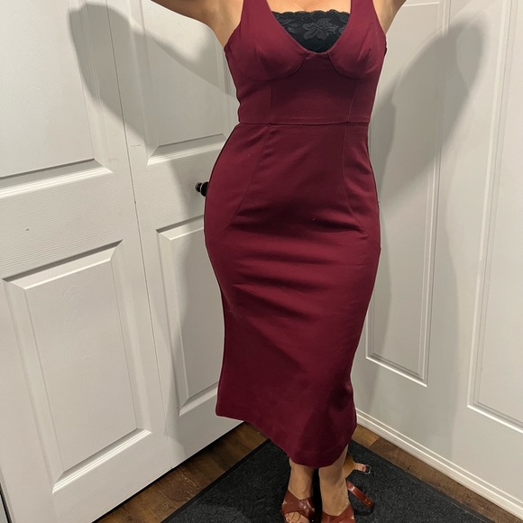 House of CB dress size M new, length after the knees, new - Picture 8 of 15